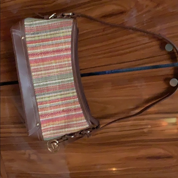 Ladies handbag - Picture 2 of 3